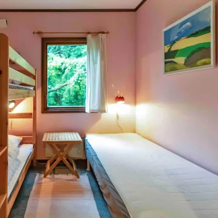 13386-1-hojby-dragsholmvej-2 بيت للعطل *