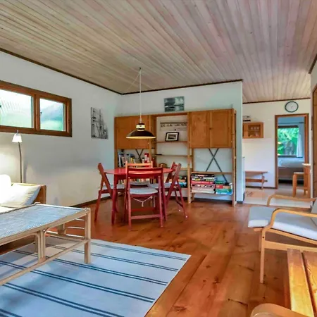 13386-1-hojby-dragsholmvej-2 بيت للعطل *